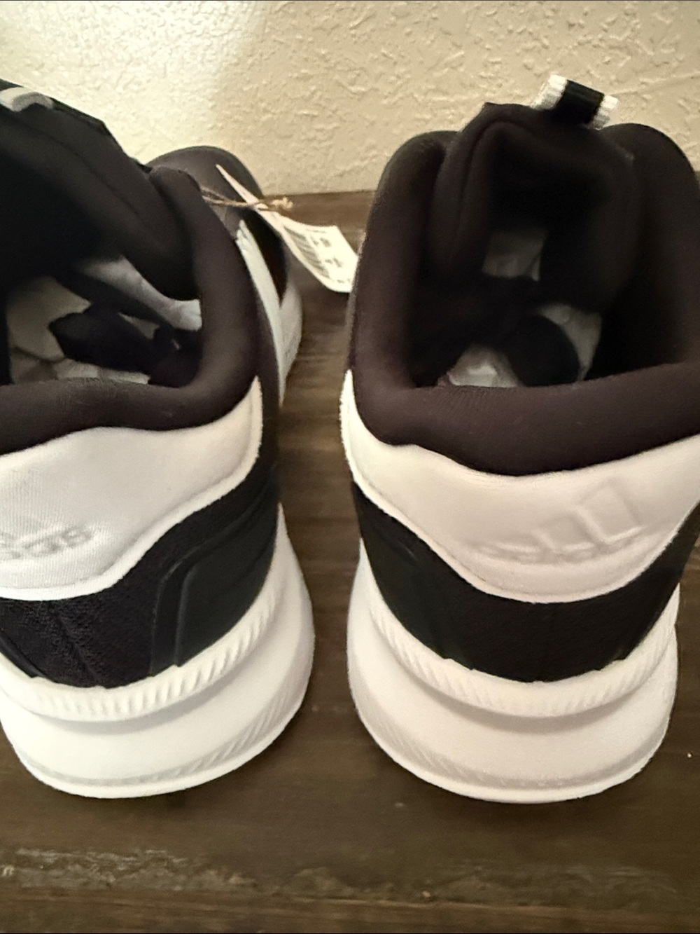 Addidas - Picture 3 of 5